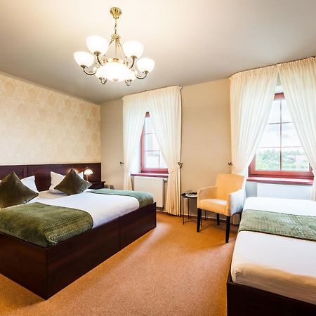 Hotel Plumlov Mostkovice Extérieur photo
