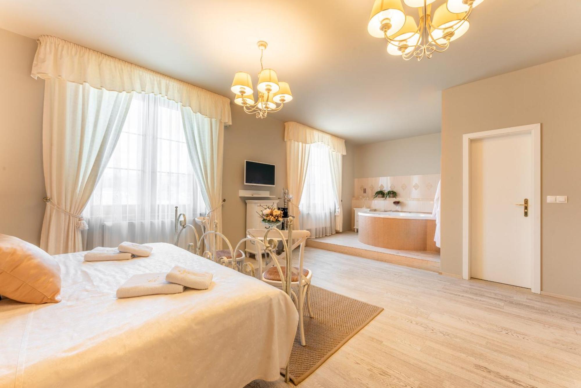 Hotel Plumlov Mostkovice Extérieur photo