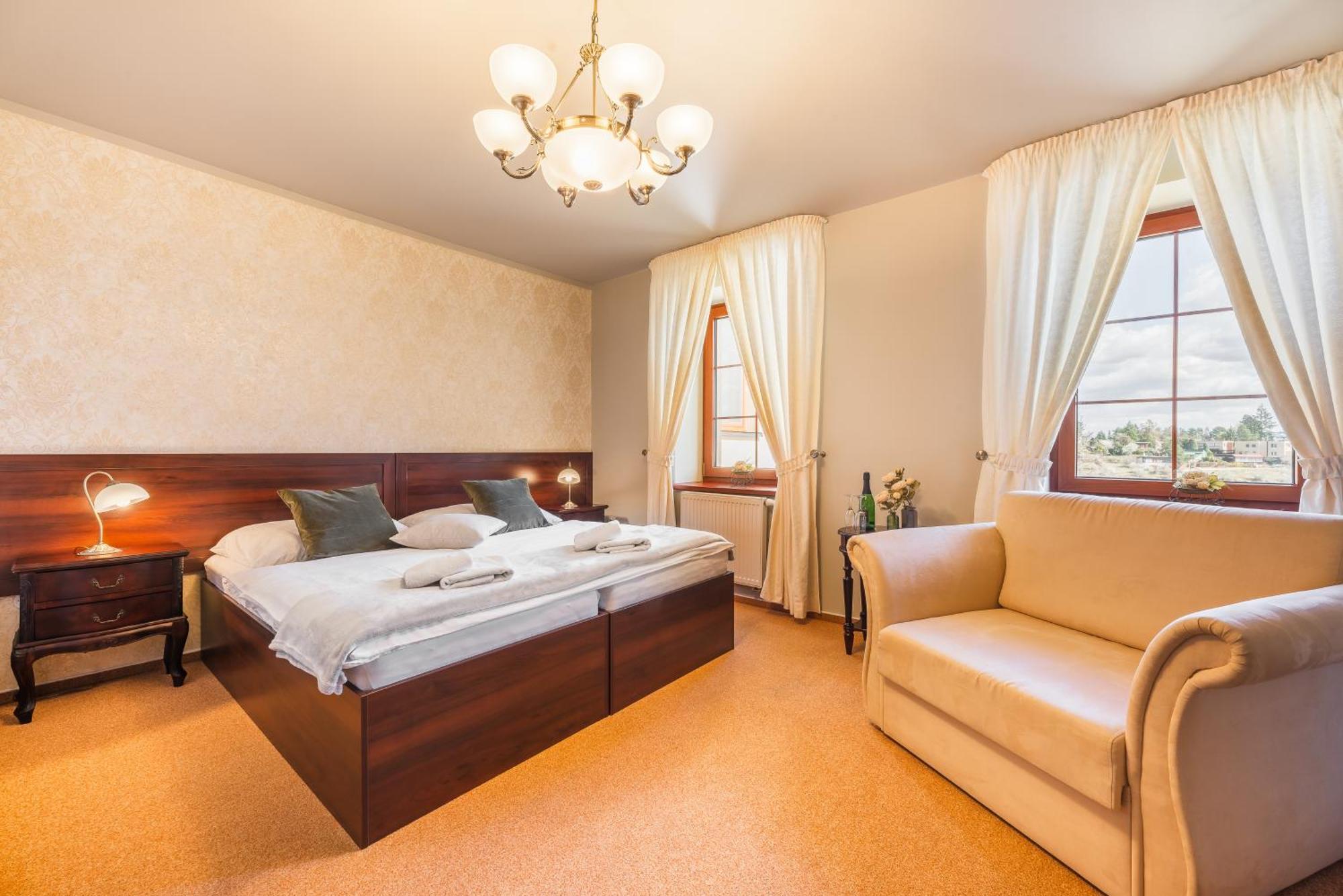 Hotel Plumlov Mostkovice Extérieur photo