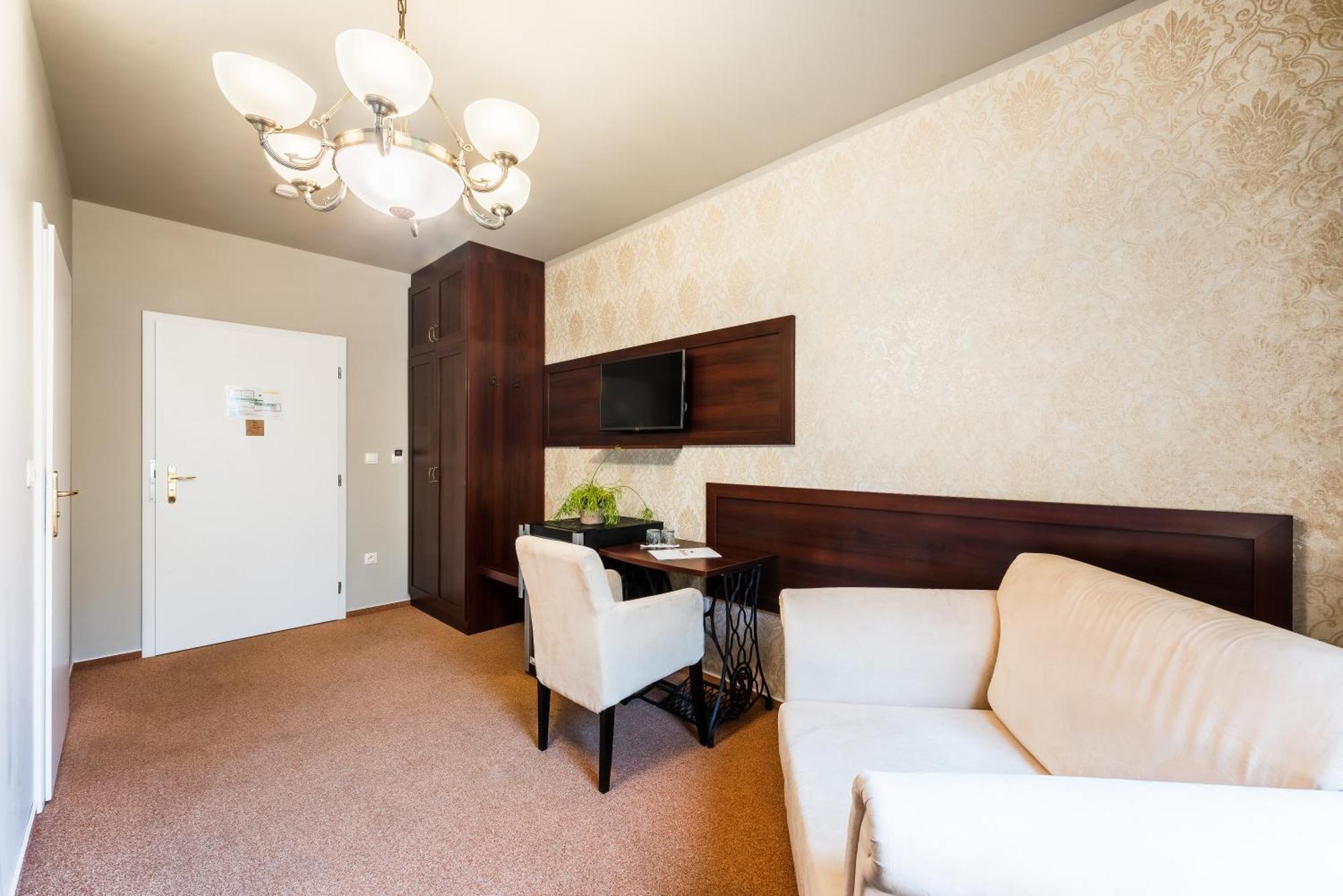 Hotel Plumlov Mostkovice Extérieur photo