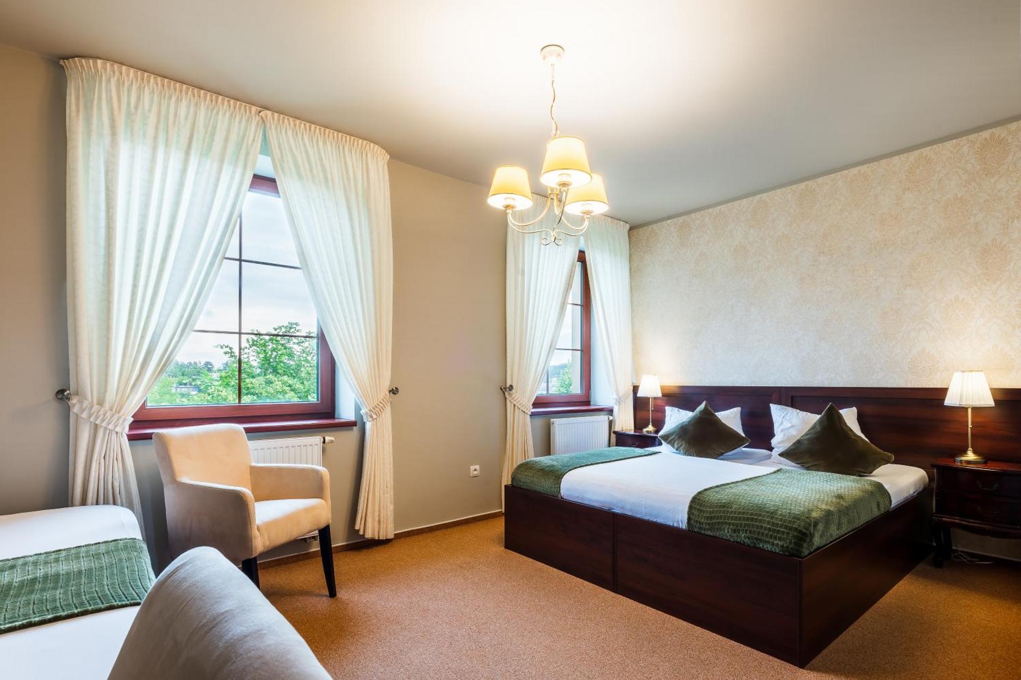 Hotel Plumlov Mostkovice Extérieur photo
